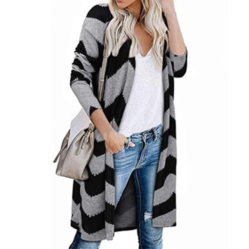 

Женский трикотажный кардиган с леопардовым принтом, с длинным рукавом