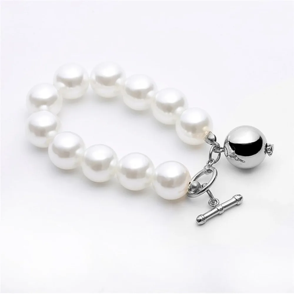 

Korea Geometric Round Irregular Metal Vintage Bracelet Imitation Pearl Bracelets for Women Bracelets Bangles Jewelry 2020 New