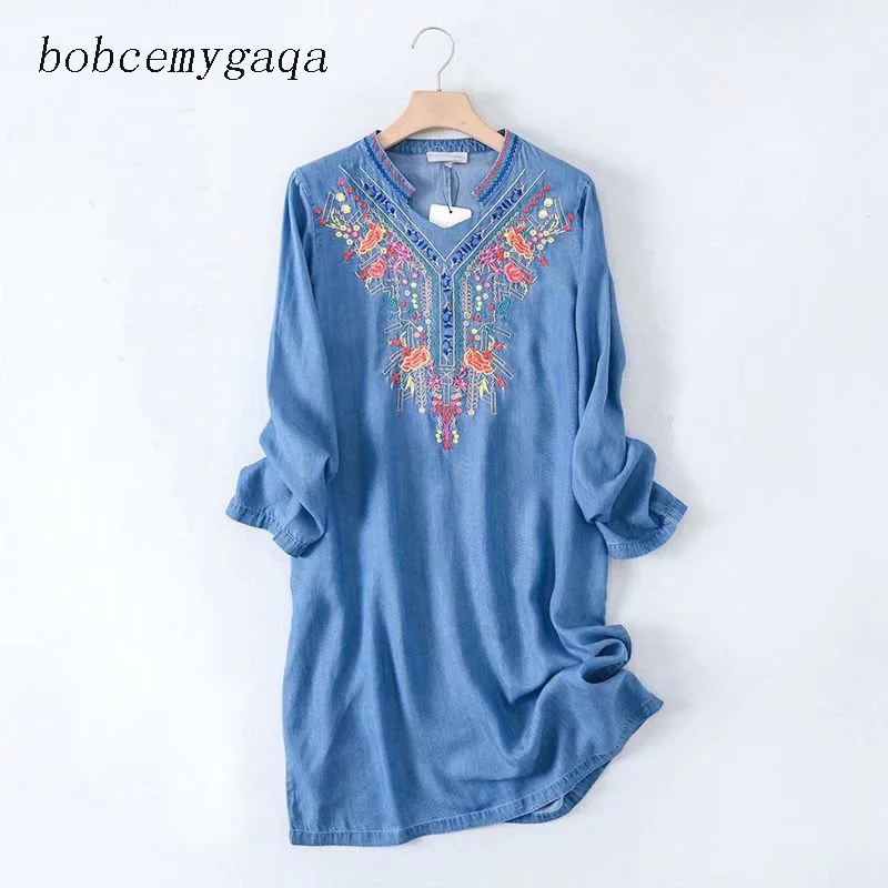 

Платье женское джинсовое с вышивкой, повседневное свободное Хлопковое платье с длинным рукавом, милое голубое платье из денима с V-образным ...