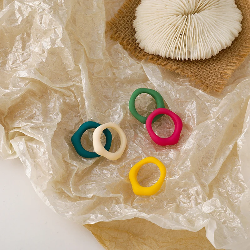 

2021 New Colourful Acrylic Resin Acrylic Square Rings For Women Friends Couple Jewelry Trendy Travel Irregular Rings