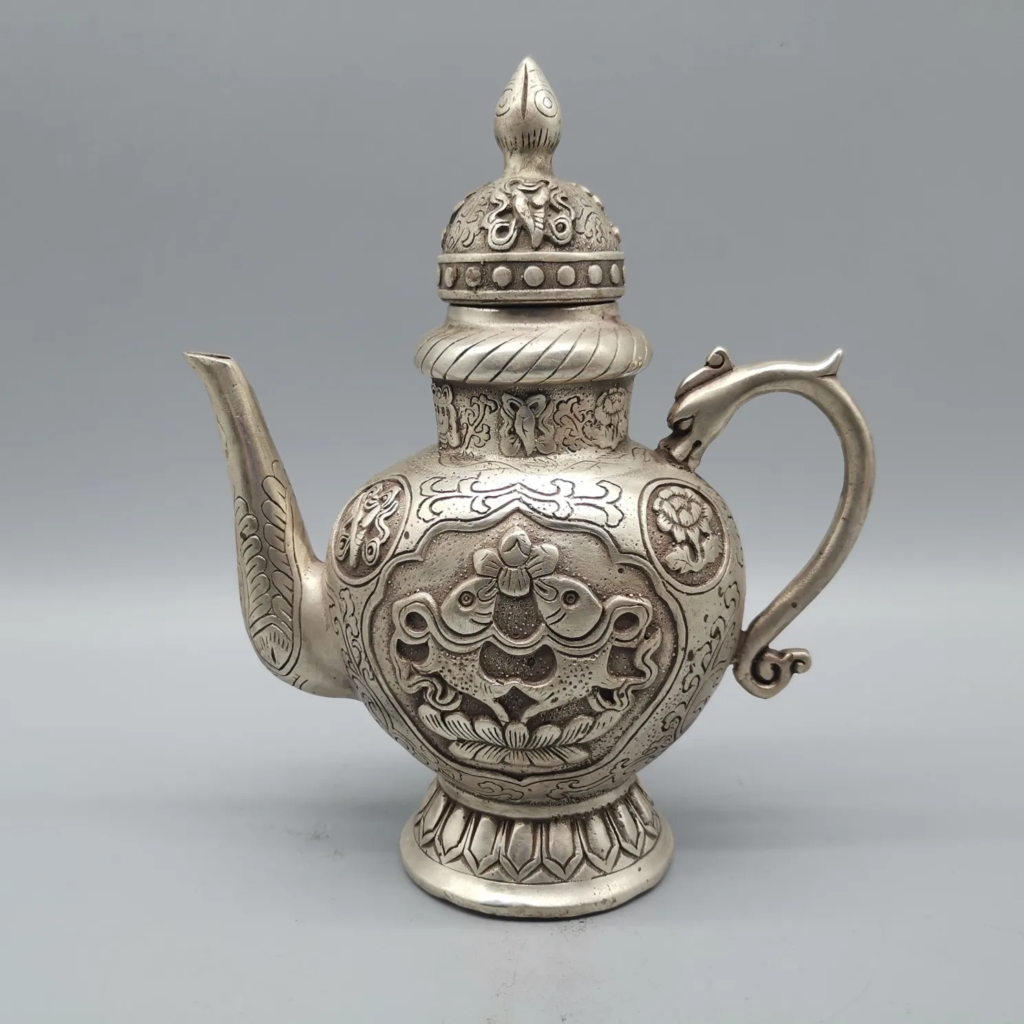

Китайская бронзовая резьба тибетская Серебряная двойная рыбка чайник горшок для воды статуя животного
