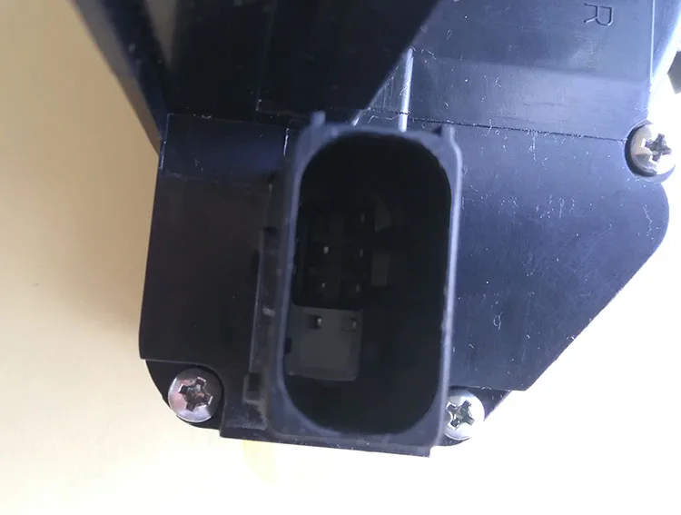 Блок дверного замка для 09-18 Geely Emgrand7 EC7/EC8