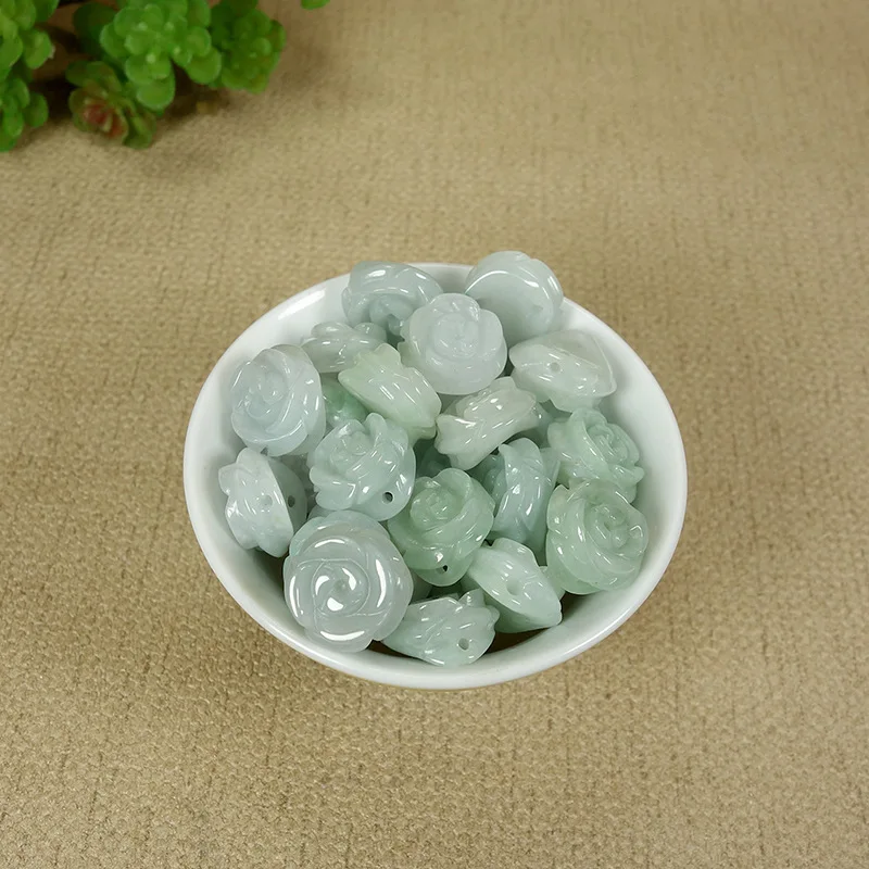 

Natural Myanmar jadeite hand-carved rose flower DIY 100% real jade bracelets ring jade accessories scattered beads