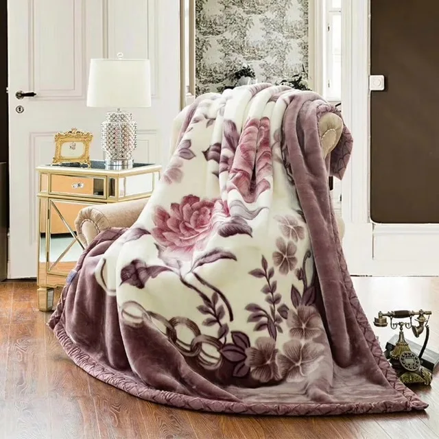 

2019 Luxurious Flowers Red Double-side Winter Thick Raschel Blankets