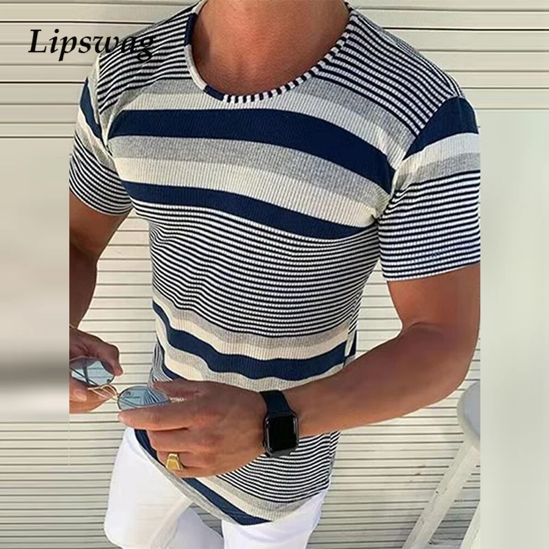 

Casual Short Sleeve Mens Knitted Sweater Pullover Summer Fashion O-Neck Striped Printed Tops Slim Male Clothing Streetwear 2021