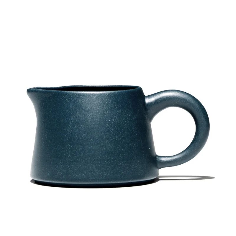 Исинская чайная кружка 180 мл ручной работы фиолетовая глина темно-зеленая грязь