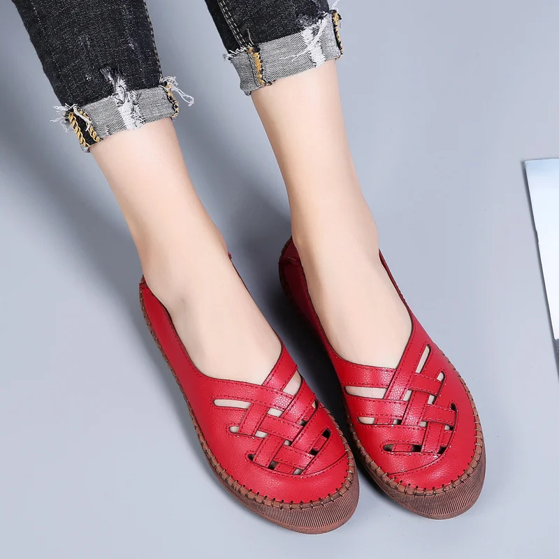 Туфли женские кожаные на плоской подошве дышащие лоферы без застежки