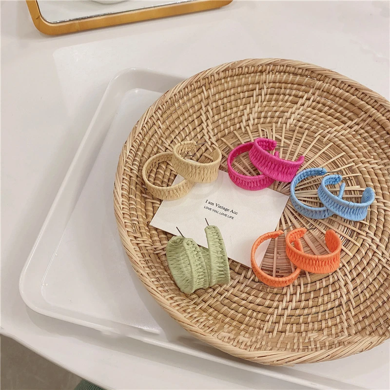 

Trendy Colored Rattan Knit Hoop Earring Geometric Korean Wooden Straw Weave Hoops Earrings Bamboo Vine Braid Summer Jewelry