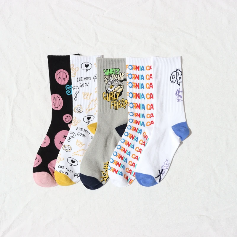 

Smiley Letter Socks Women Cotton Fashion Hip Hop Harajuku Doodle Basketball Sports Unisex Print Street Trend Novelty Man Socks