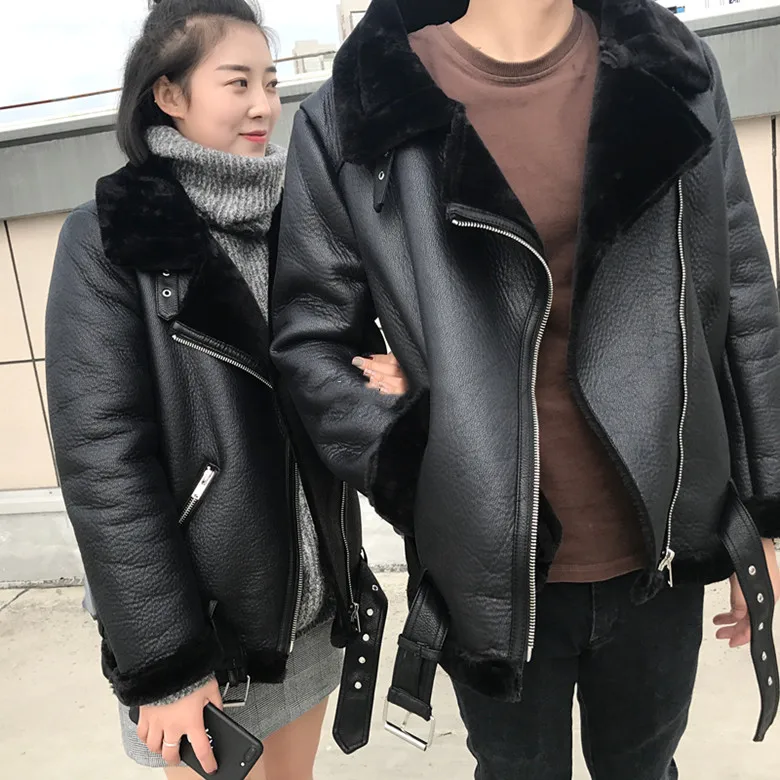 Теплая женская зимняя мотоциклетная бархатная куртка короткая с отворотами