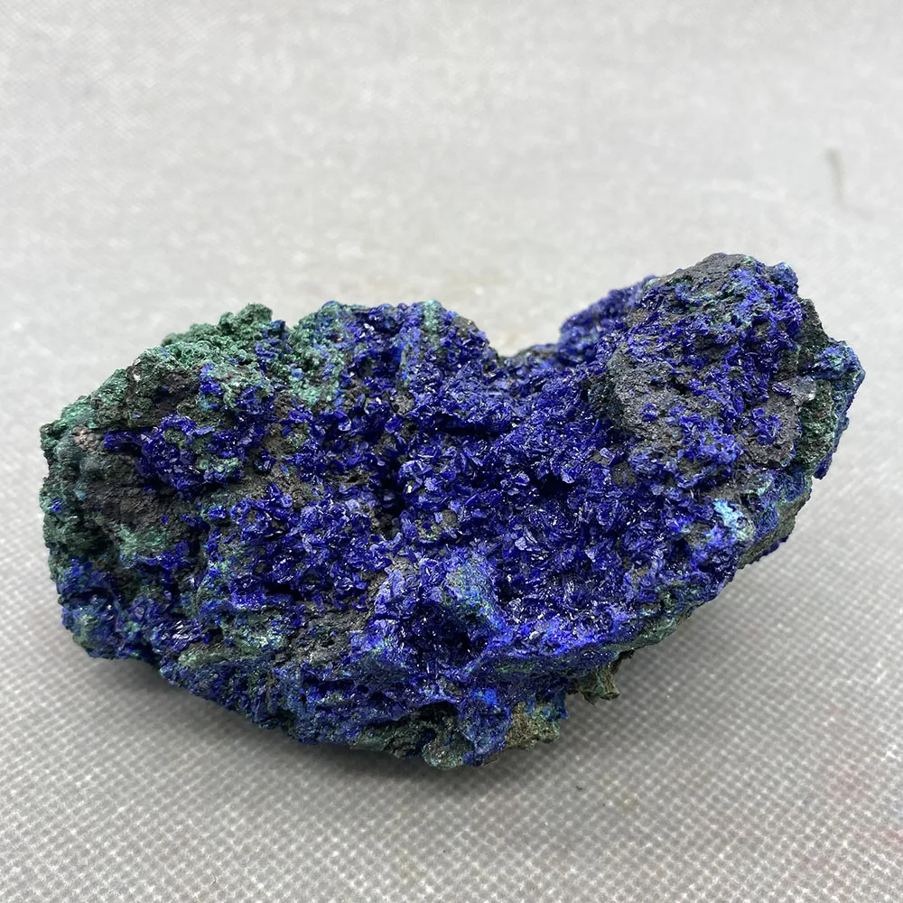 

Natural azurite mineral cristal espécime da província de anhui, china .