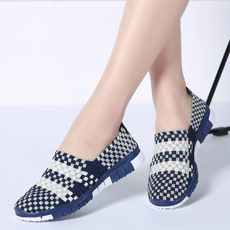 Женские кроссовки без шнуровки разноцветные тканевые лоферы на плоской подошве