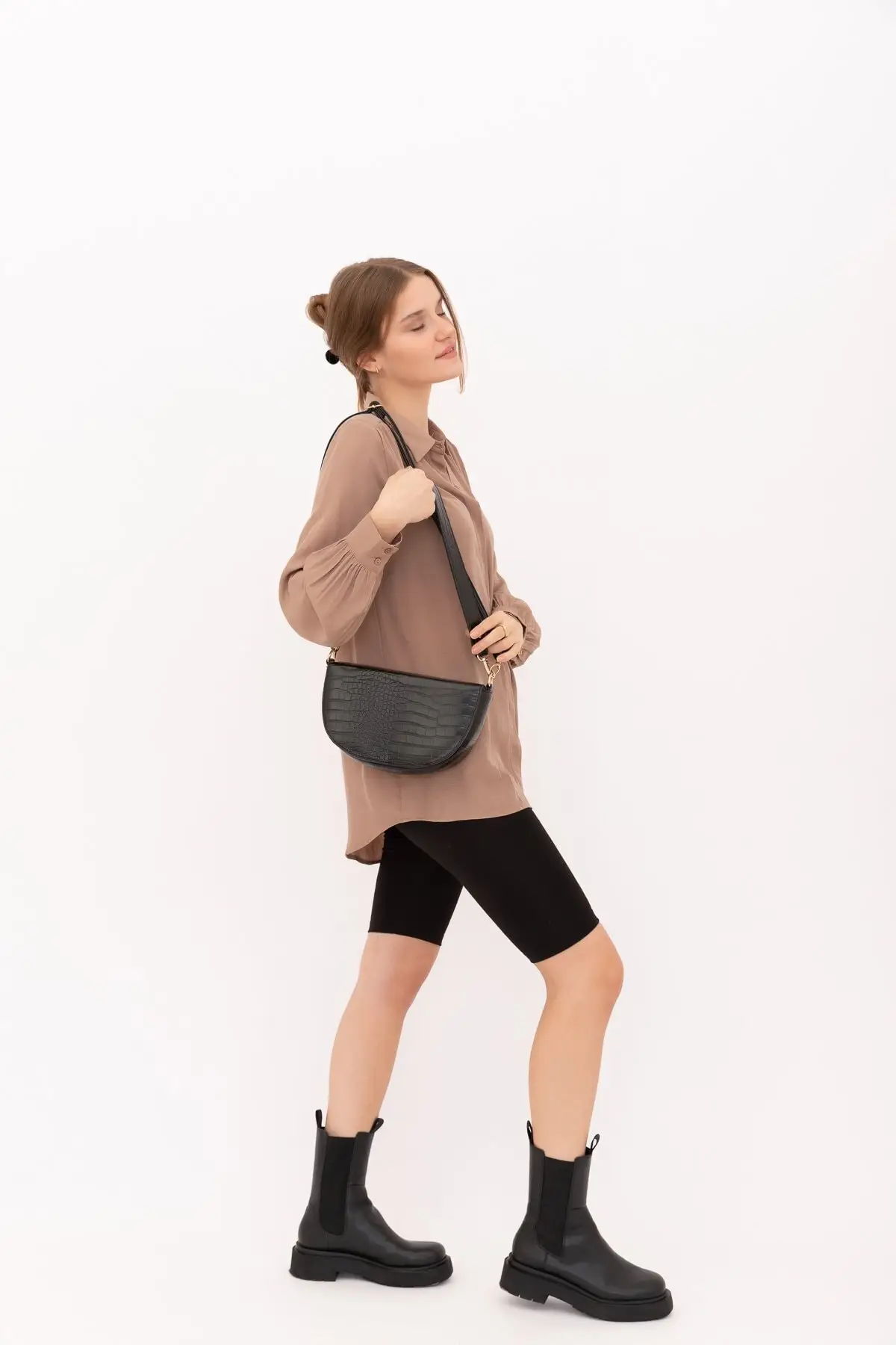 Kopen Zwart Pu Leather Half Moon Vrouwen Bag Baguette Parfum Tas Cosmetische Tas Handtassen Kaarthouder Organisator Koord Tas Taille Verpakking