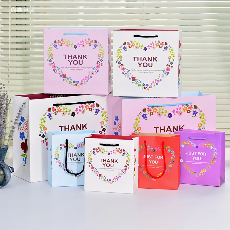 Бумажные упаковочные сумки свадебные подарочные с цветами одежда для покупок