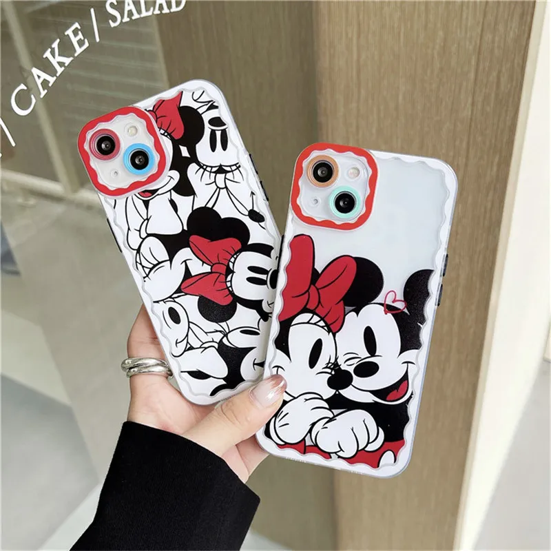 

Чехол для iPhone 13 с изображением Микки и Минни