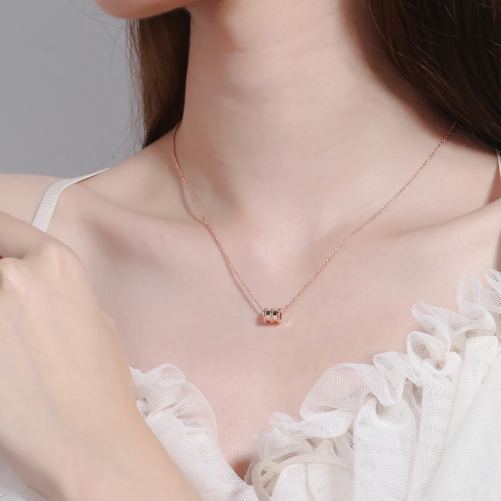 

Small Waist Pendant Necklace For Women Girl Fashion Simple Geometry Pendant Clavicle Chain Trend Jewelry Gift