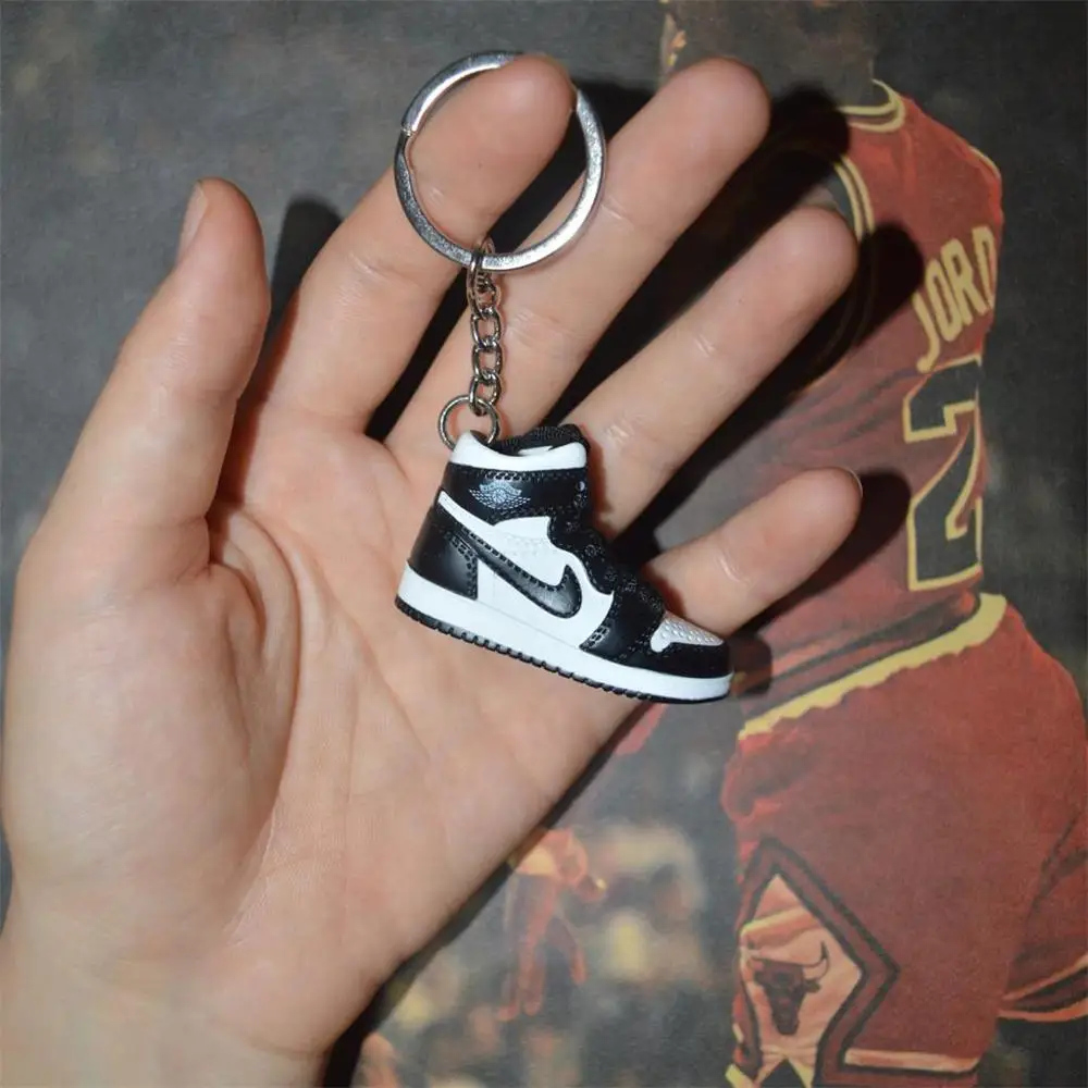 one shoe keychain Дропшиппинг aj1 offwhite Chicago Unc брелок в виде кроссовка Air Jordan 1 3D мини-кроссовки, закрытая спортивная обувь брелок в виде кроссовка s - Цвет: one shoe keychain