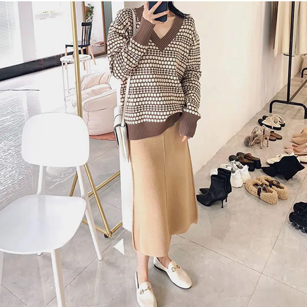 Женский свободный пуловер в горошек повседневный трикотажный с длинным рукавом