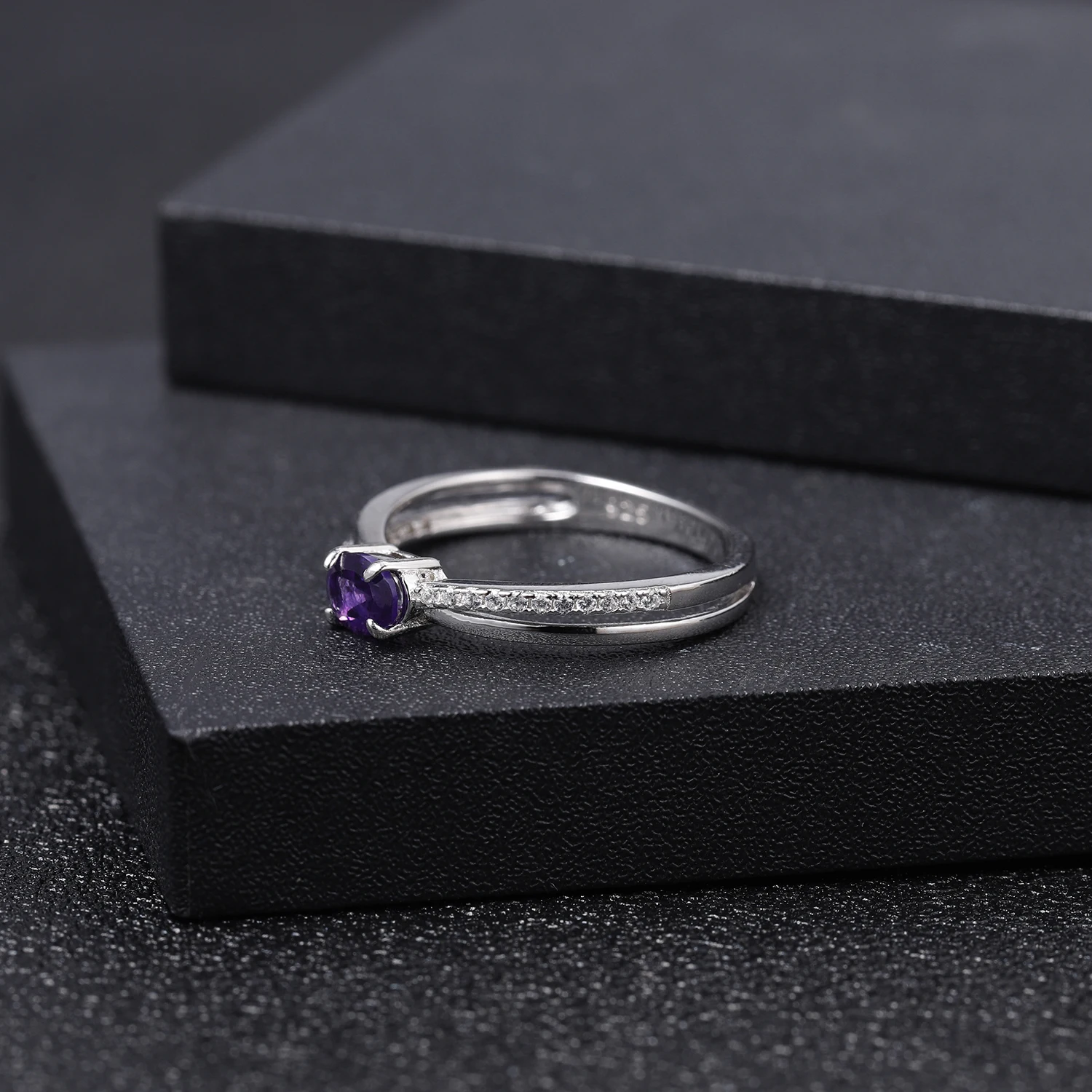 Женское кольцо с камнем GEM'S BALLET натуральным аметистом 0 48 карат из натурального