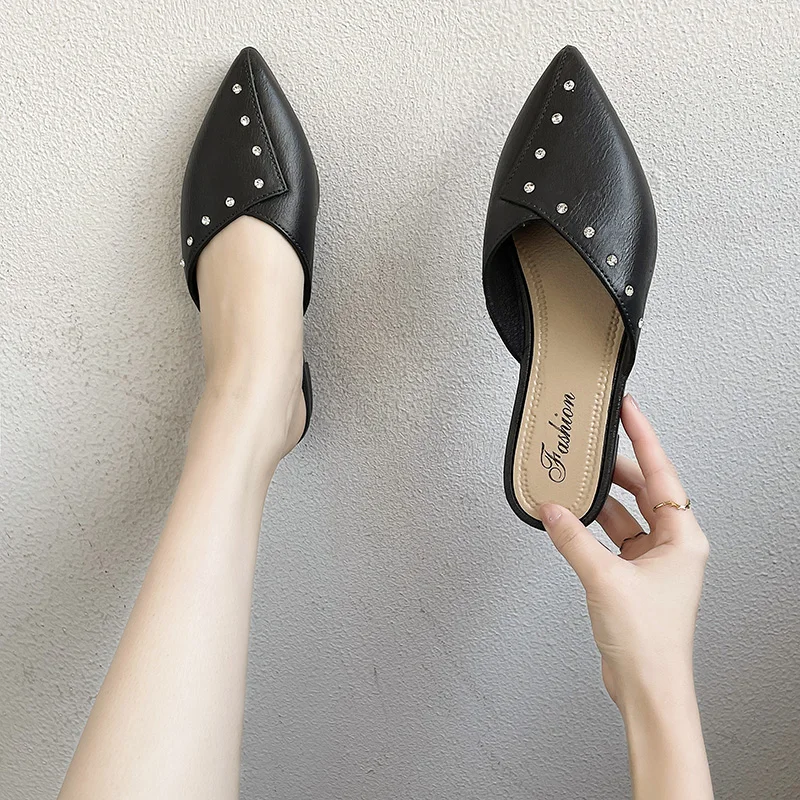 

Cover Toe Shoes Woman 2021 Slippers Flat Low Square heel Pantofle Soft Block Summer New Pointed PU Slides Concise Rubber Basic