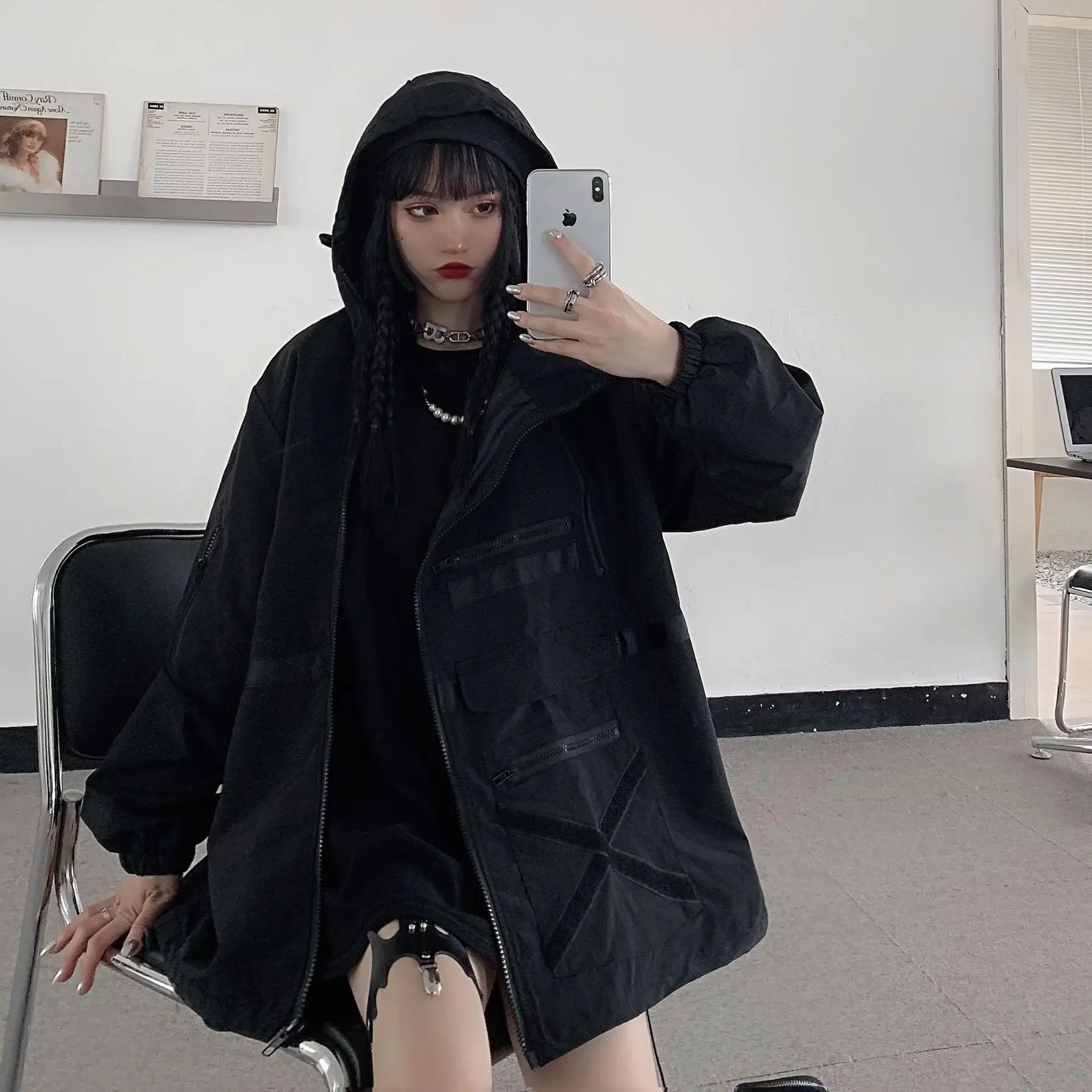

2020 new autumn and winter Korean version ins dark black versatile hooded top loose black casual coat women's fashion