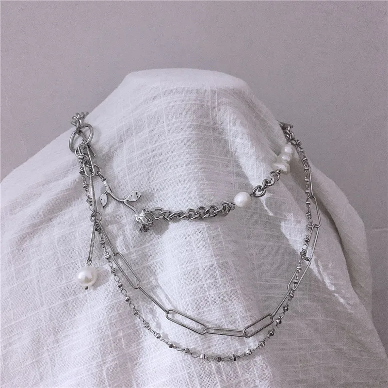 Женская многослойная металлическая цепочка AOMU ожерелье цвета серебро в стиле