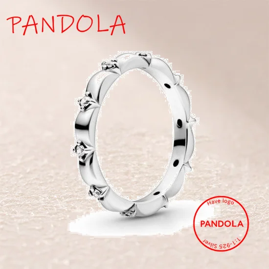 

198791C01 Flower Petals Band Ring