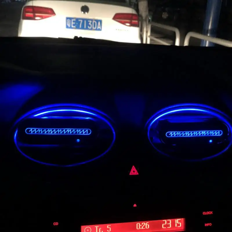 Освещение для вентиляционного отверстия автомобиля монохромный освежитель