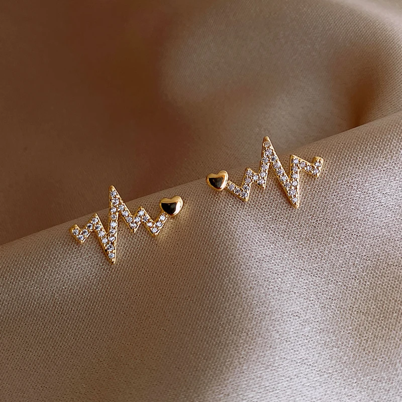

2020 new creative heartbeat stud Earrings Fashion Korean women's jewelry European and American classic zircon versatile Earrings