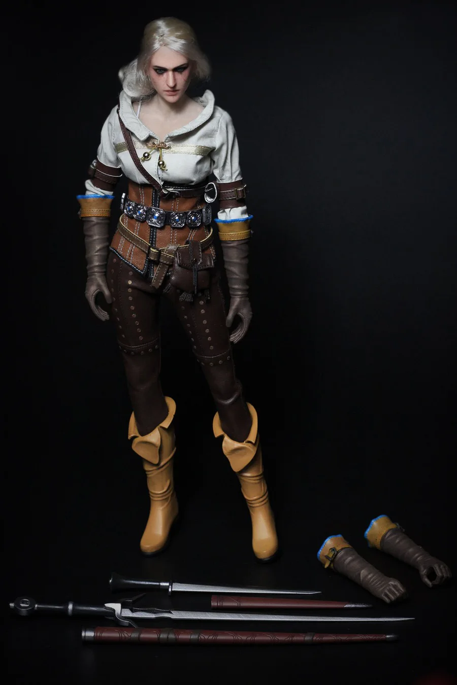Коллекционные фигурки в масштабе 1/6 Охотничья охотника на демонов ведьма цирилла