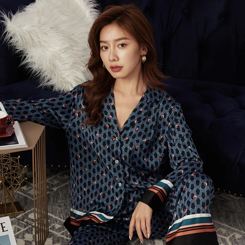 

2Pieces Women's Pajamas Set Luxury Instagram Style Fashion Stripes Sleepwear Silk Like Nightgown Leisure Home Clothes Nightwear