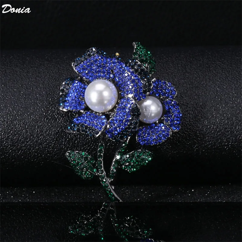 

Donia jewelry New fashion temperament elegant shell Pearl flower brooch Korean high-end clothing collar pin accessories