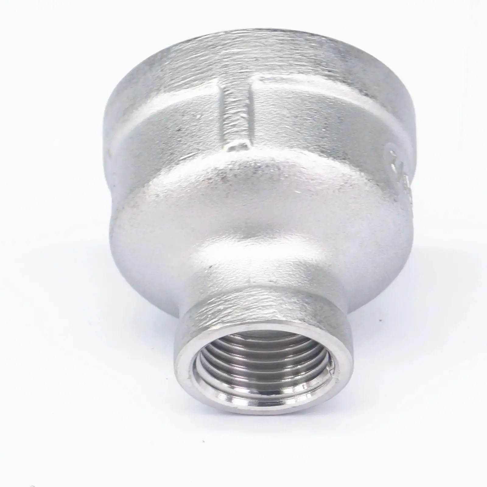 Редуктор с внутренней резьбой BSP 1 1/2 &quotна внутреннюю резьбу 3/4 Φ адаптер