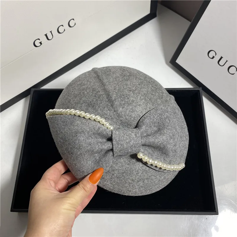 

Женская шерстяная шляпка «Таблетка», с жемчужным бантом