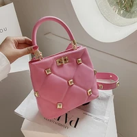 personality rivet hot pink hand bags women 2021 shoulder bag luxury brand handbags crossbody bags for women messenger bag