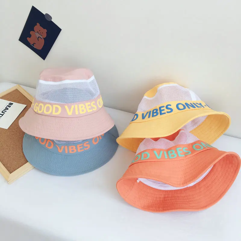 Универсальная дышащая детская сетчатая шляпа с буквенным принтом тонкая в