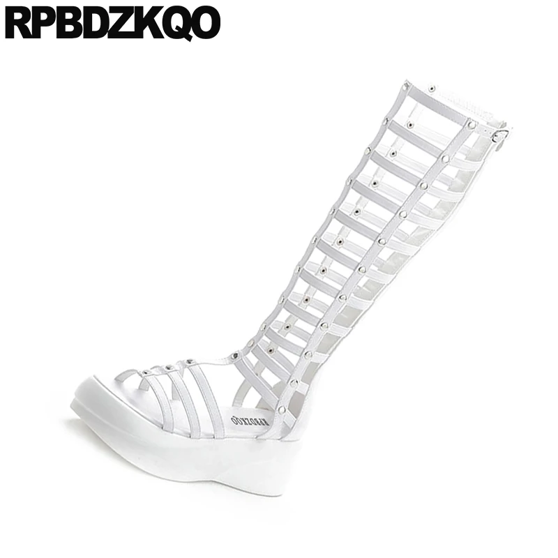 Женские ботинки с открытым носком белые гладиаторы на платформе высокий каблук