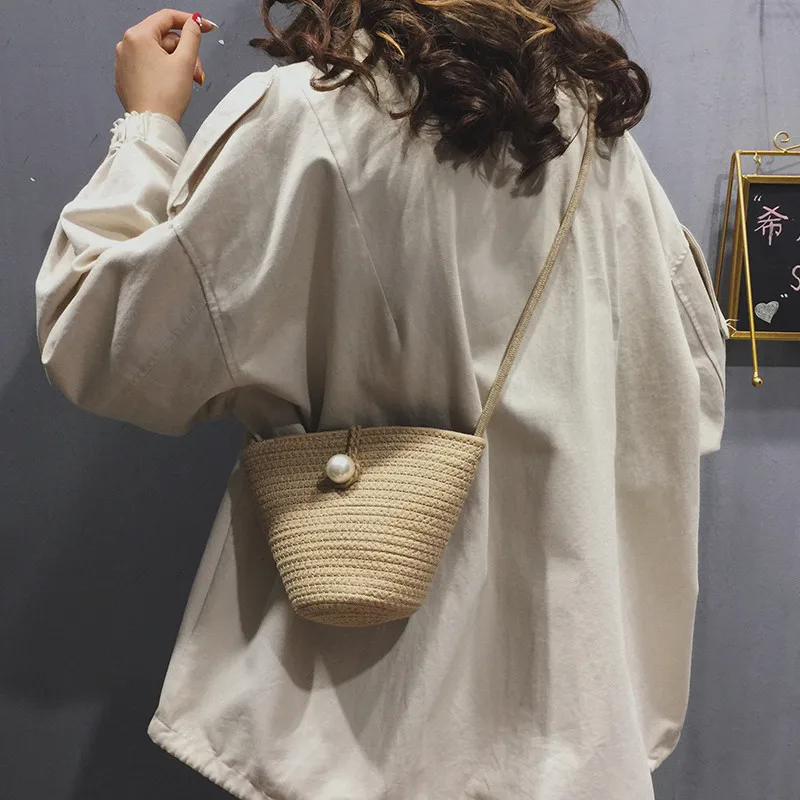 

Women's Pearl Messenger Bag Straw Woven Summer Solid Color Beach Dumpling Bag 2021 Fashion Classic New