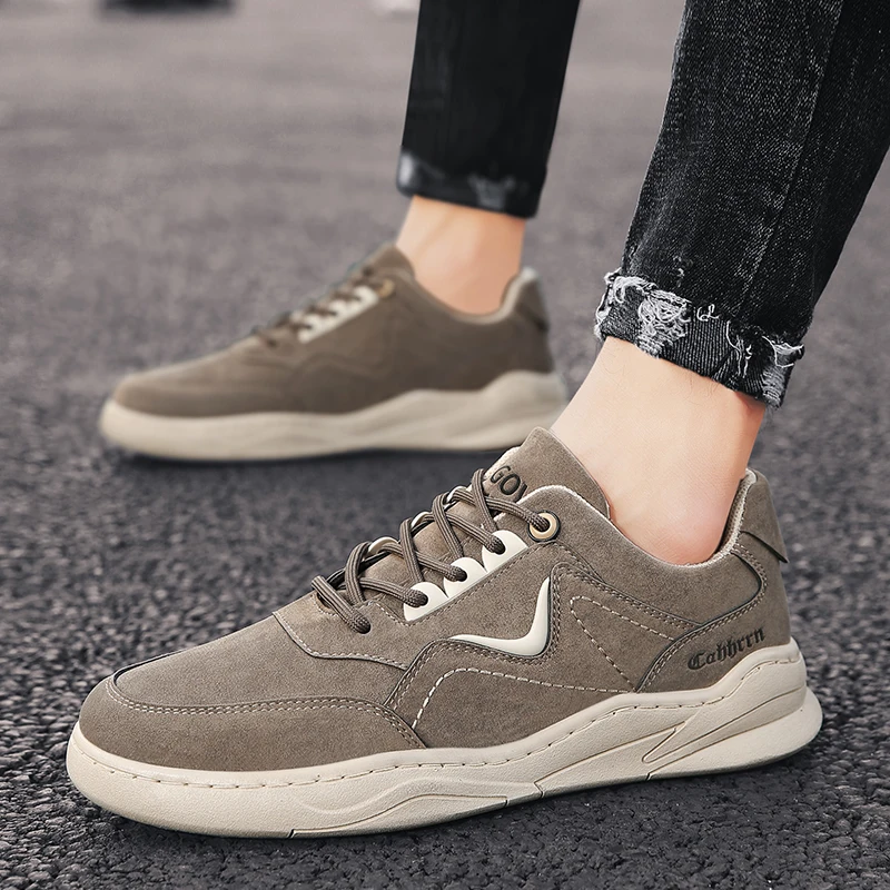 

Yongge m132 four season low top shoes student shoes fashion shoes Korean leisure shoes sports shoes men's shoes