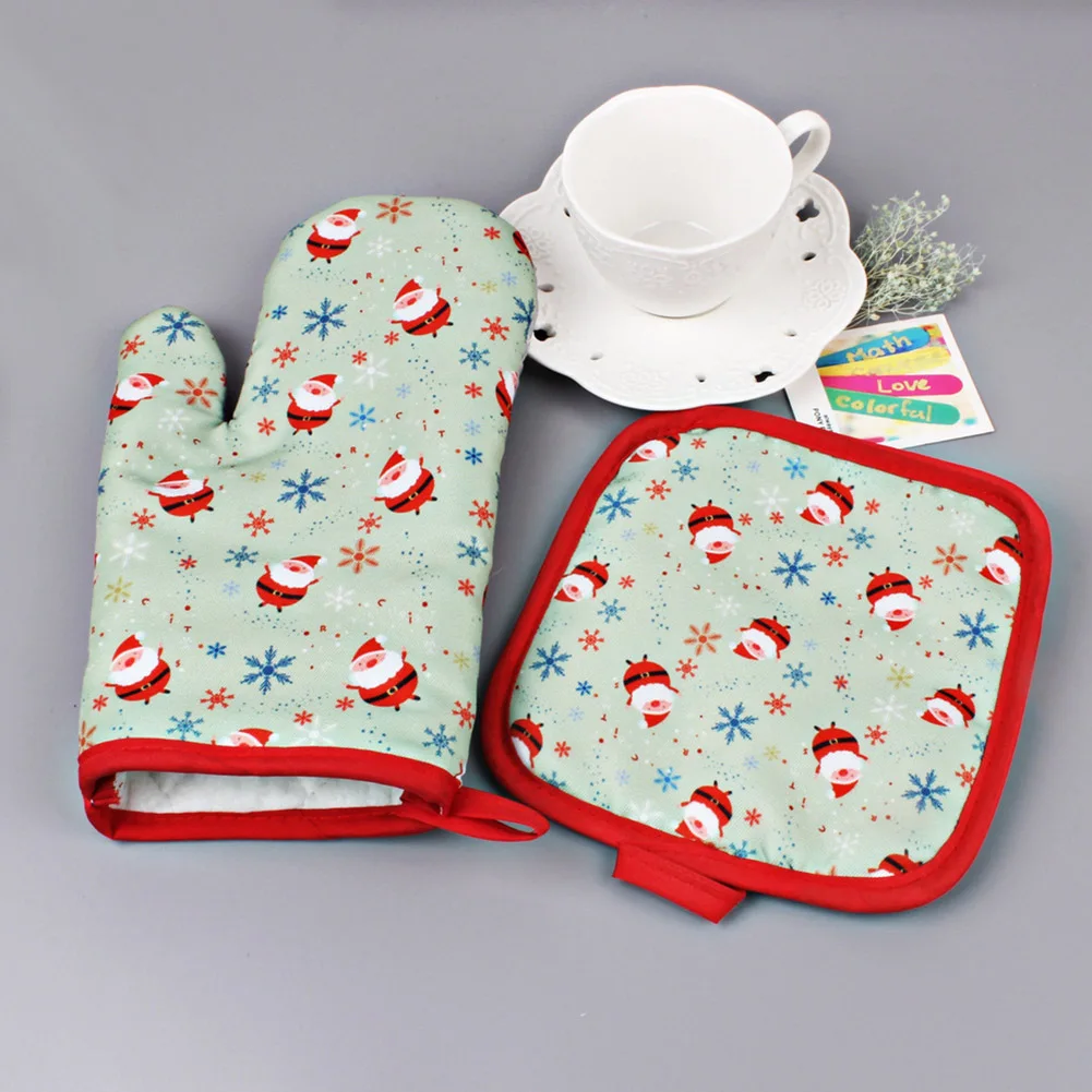 

Christmas Pattern Baking Gloves and Potholder Set for Kitchen Microwave Oven C44