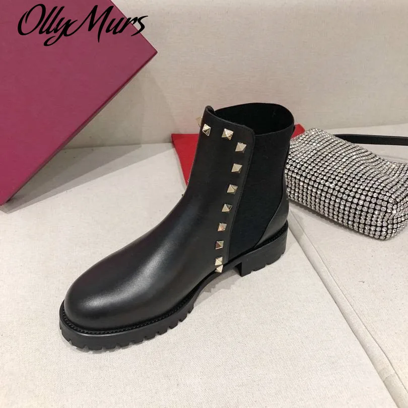 

Ollymurs Big Size Women Shoes Black Ankle Boots Ladies Luxury Brand Concise Round Toe Femme Shoes Rivet Chelsea Boots Non-slip