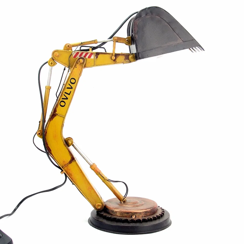 

Iron Vintage Model Antique Metal Punk Table Lamp Desktop Decoration Excavator Shaped Lamp Creative Industrial Wind Lightin