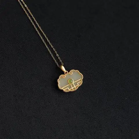 

Original Hetian Jade Lock of Good Wishes Sterling Silver Gilding Inlaid White Jade Jasper Small Lock Pendant Gilding Necklace
