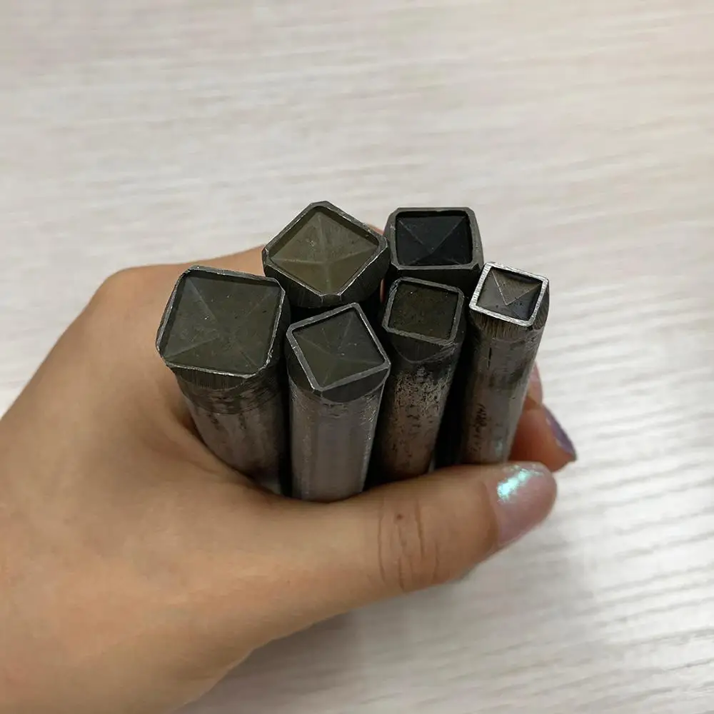 100 наборов металлическая Пирамида Кепка заклепки квадратная заклепка для