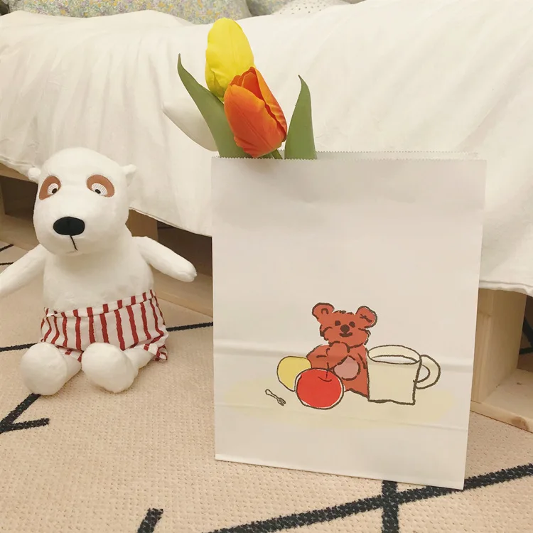 

Party Decoration White Gift Packaging Bag Cartoon Cute Apple Bear Color Printing Gift Bag Bread Bag