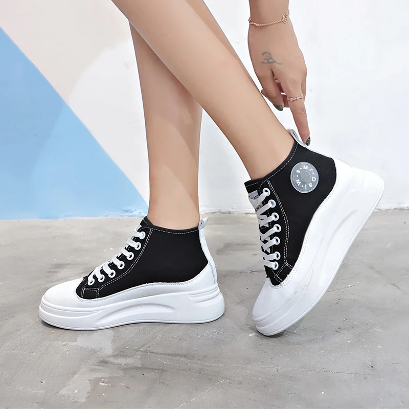 2019 черные осенние парусиновые женские кроссовки на толстой подошве модные