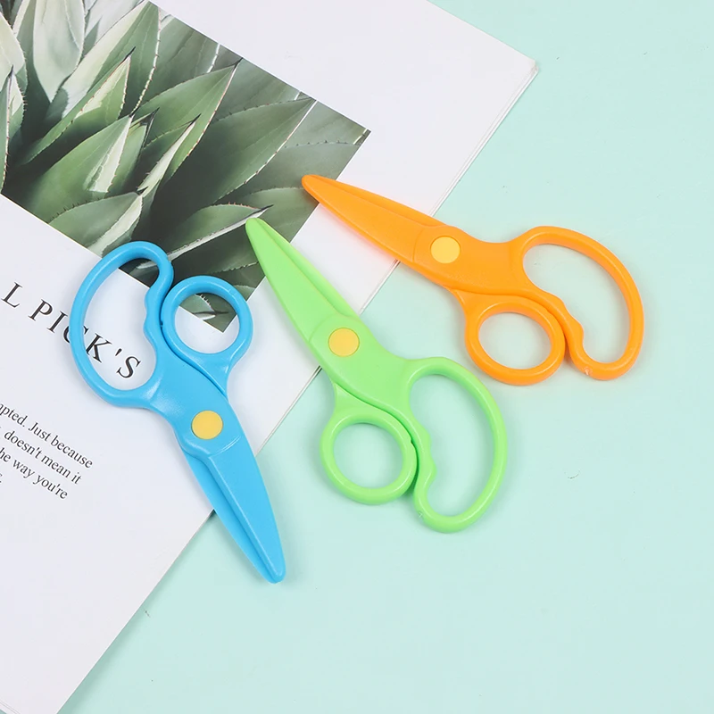 

1PC Children's Scissors Plastic Safety Scissors Baby Art Paper Cutting Scissors Paper Lace Diary Decoration Safety Scissors