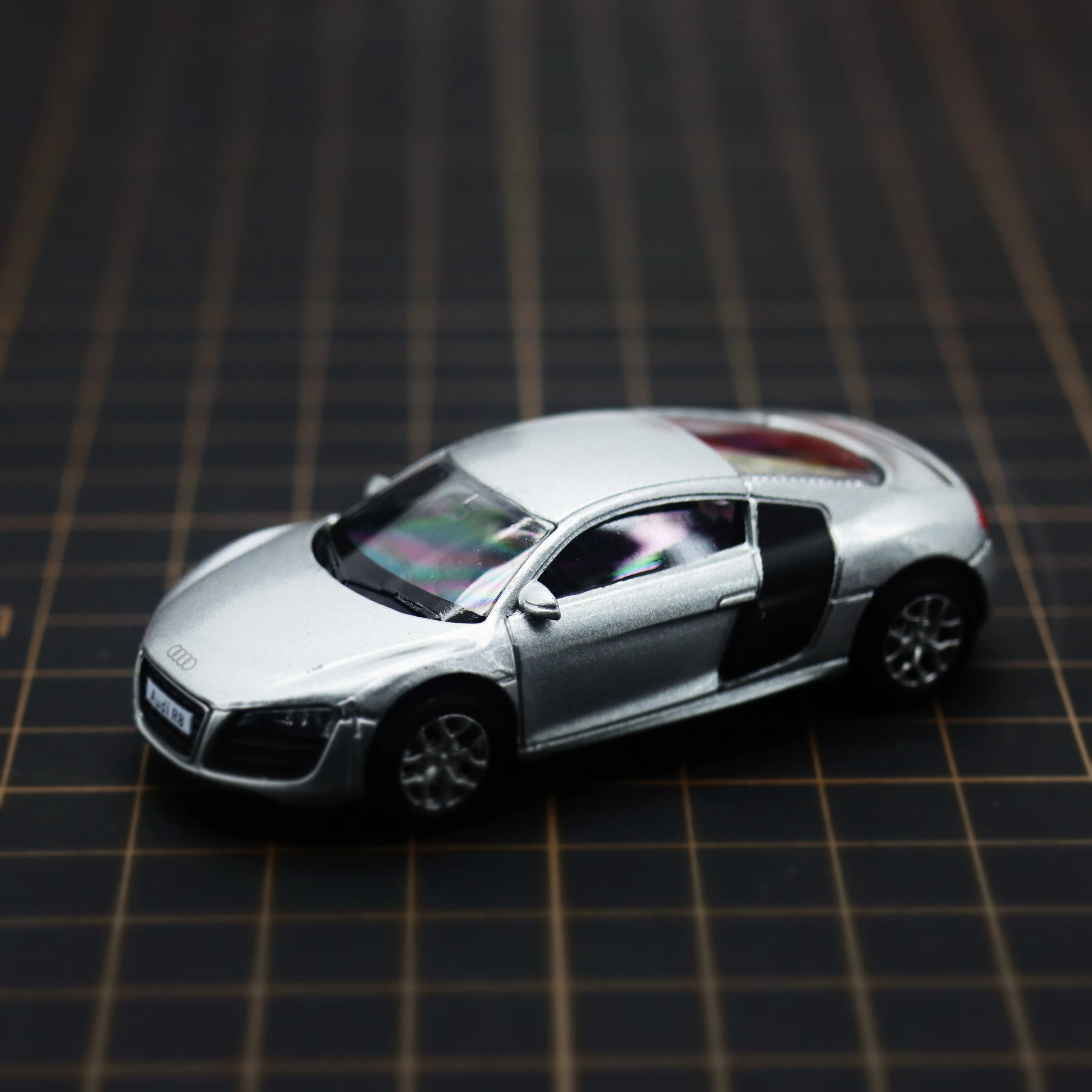 Литой Сплав игрушечный автомобиль R8 1/64 подвижный|Наземный транспорт| |