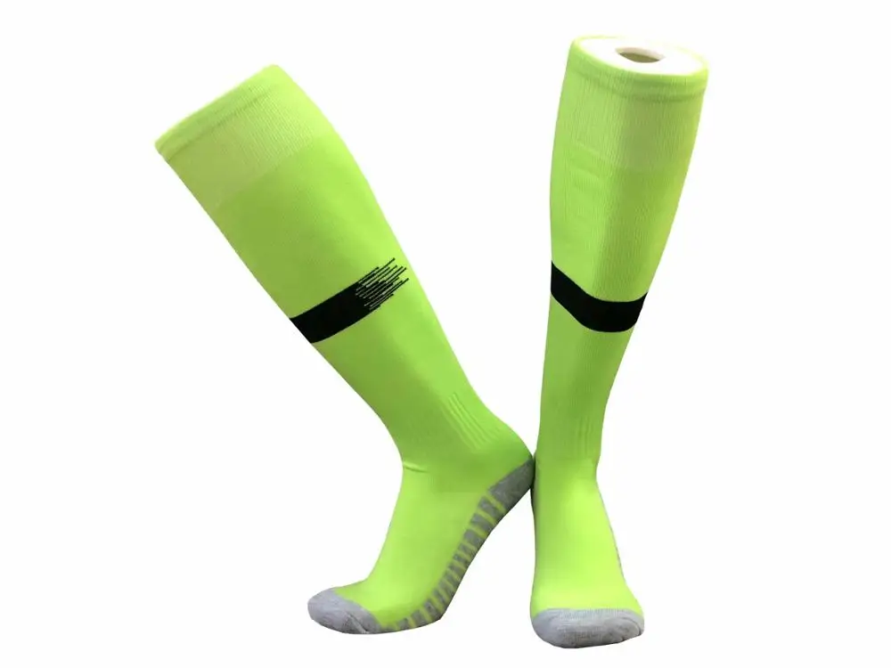 2019 новые мужские спортивные носки для футболистов |