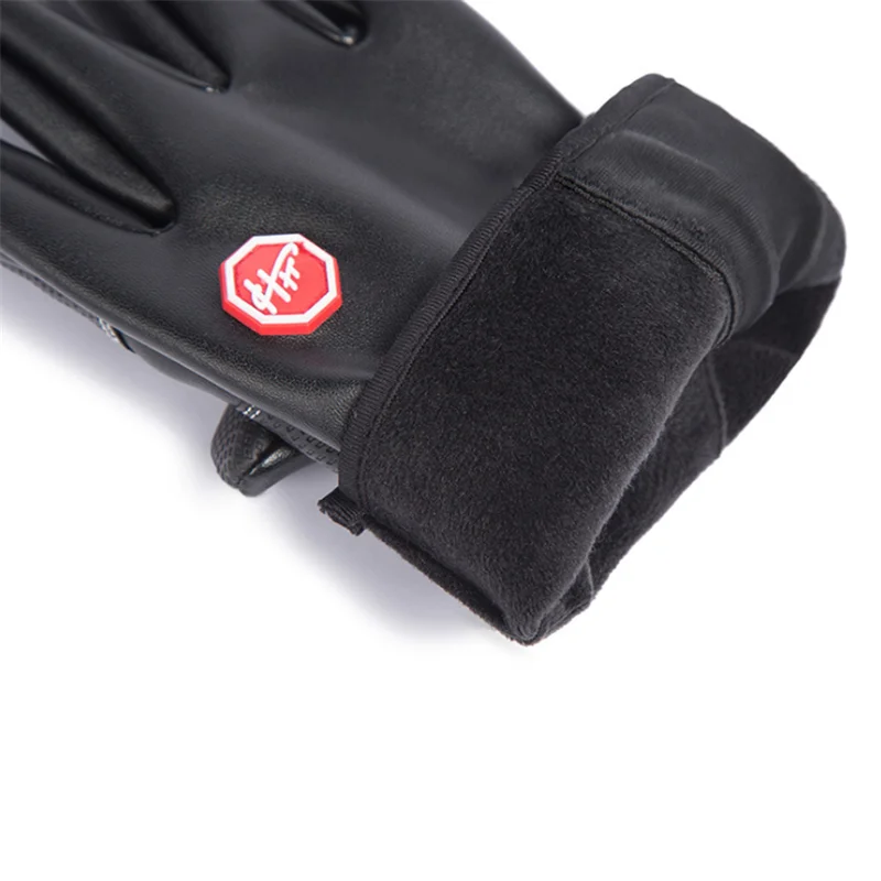 

Winter Outdoor Leather Gloves For Men And Women Full Finger Warm And Velvet Riding Waterproof Non Slip Touch Screen Cotton Glove